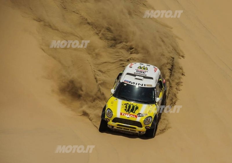 Dakar 2013, Tappa 5. Roma si aggiudica la manche. Peterhansel leader