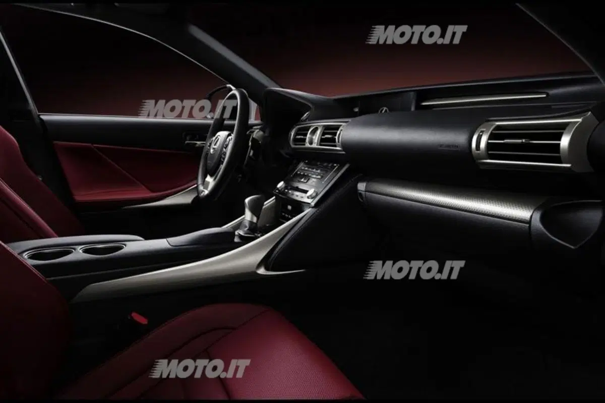 Nuova Lexus IS: le prime immagini ufficiali (14)