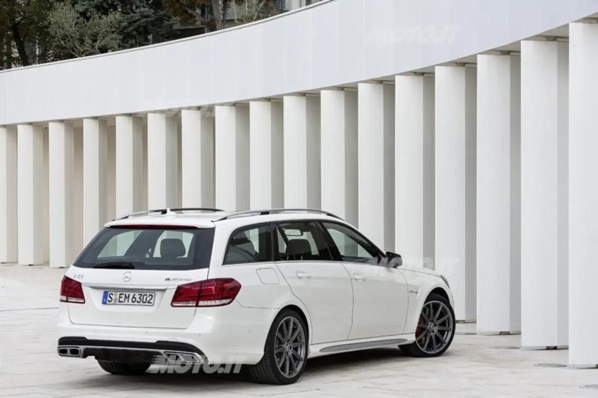 Mercedes-Benz Classe E 63 AMG restyling: arrivano il modello S e la 4Matic (18)