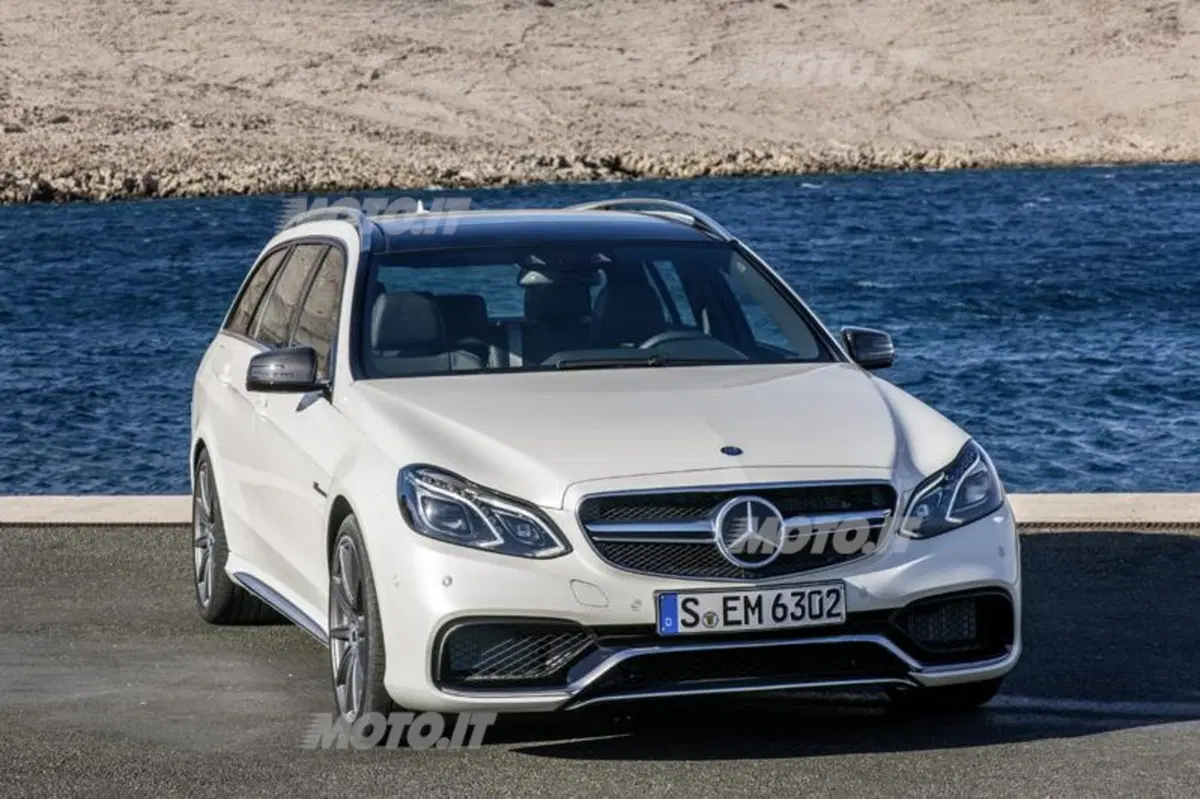 Mercedes-Benz Classe E 63 AMG restyling: arrivano il modello S e la 4Matic (23)