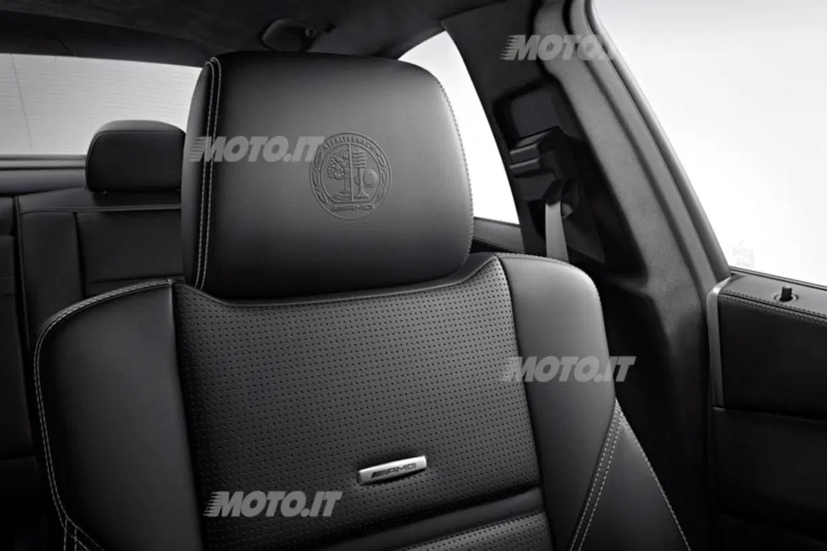 Mercedes-Benz CLS 63 AMG: motori più potenti e trazione integrale (13)