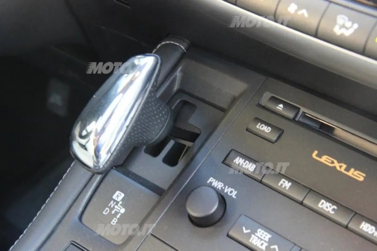 Lexus CT 200h (43)