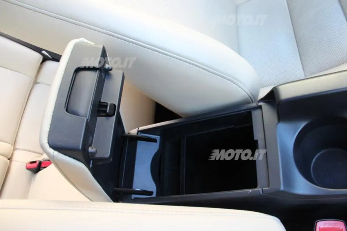 Lexus CT 200h (52)