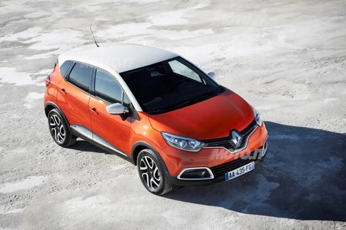 Renault Captur: prime immagini ufficiali (7)