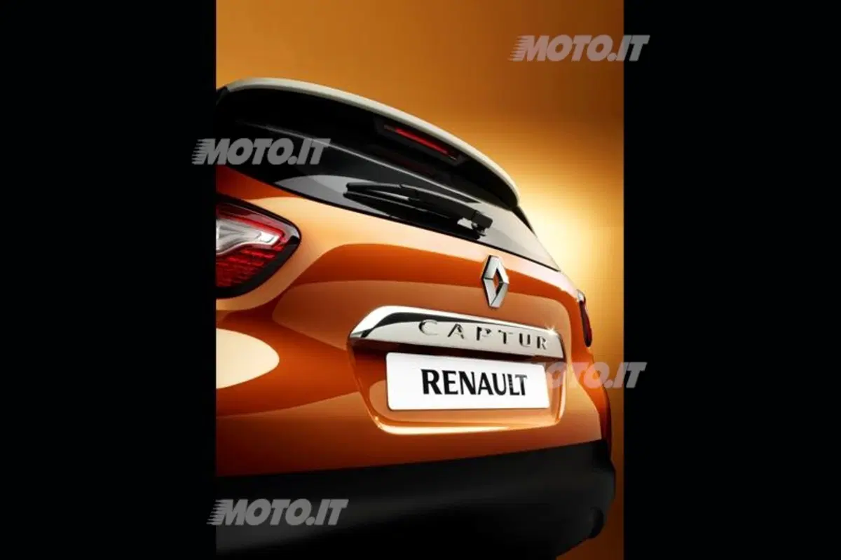 Renault Captur: prime immagini ufficiali (16)
