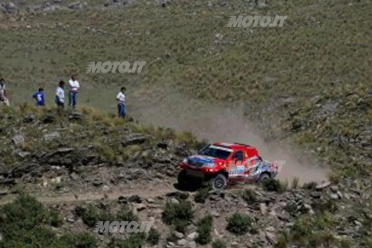 Dakar 2013 tappa 9. Vince Joan Roma, stop di Al-Attiya. Stephane Peterhansel (Mini) ormai solo e irraggiungibile al comando (12)