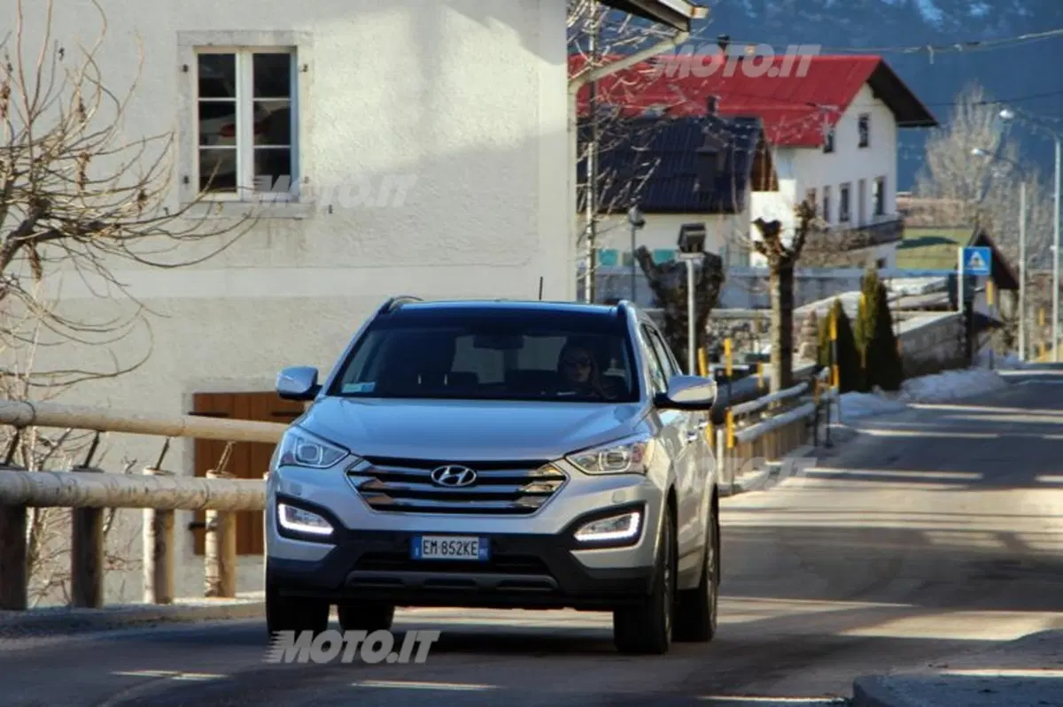 Hyundai Santa Fe (4)
