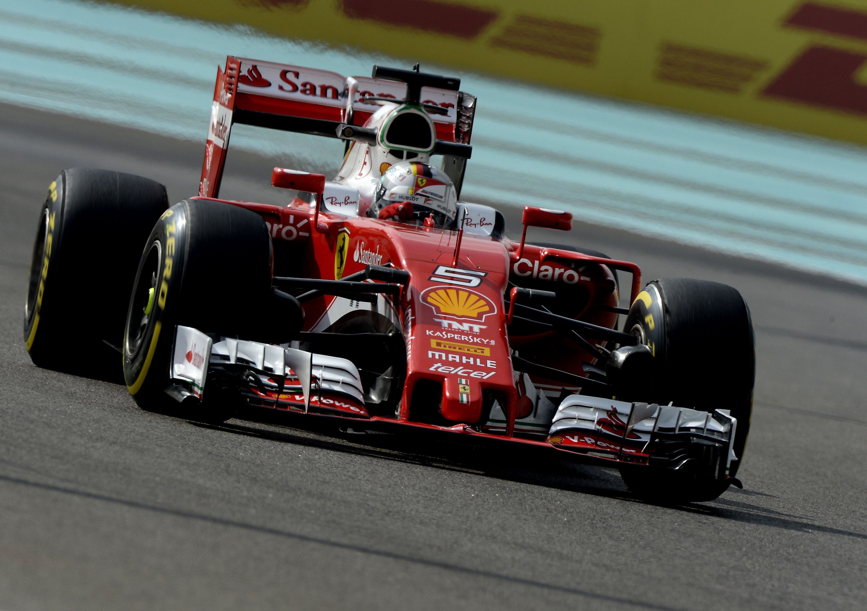 F1, Gp Abu Dhabi 2016, FP3: Vettel al top