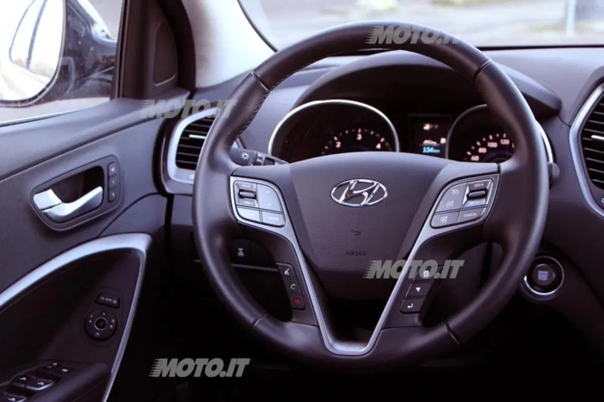 Hyundai Santa Fe (52)
