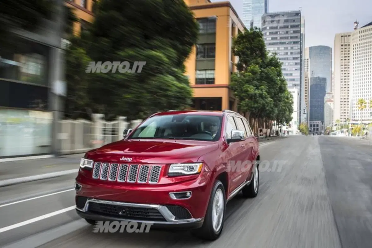 Jeep Grand Cherokee restyling: arriva il cambio a 8 marce (9)