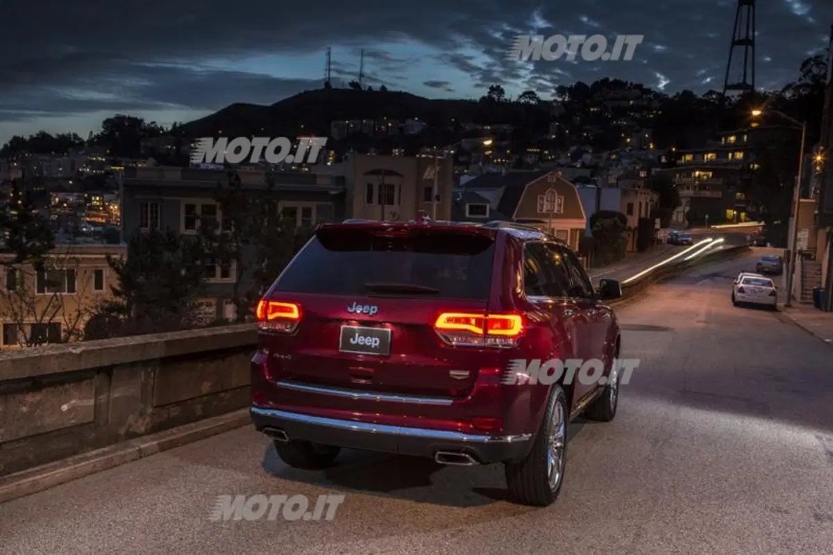 Jeep Grand Cherokee restyling: arriva il cambio a 8 marce (21)