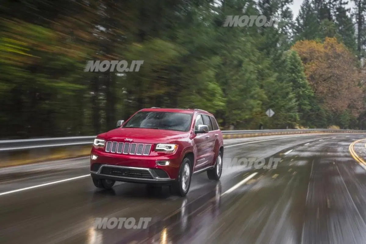 Jeep Grand Cherokee restyling: arriva il cambio a 8 marce (22)