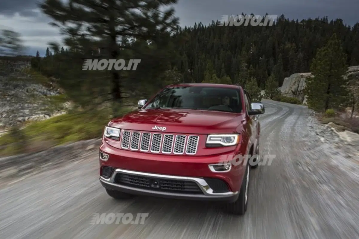 Jeep Grand Cherokee restyling: arriva il cambio a 8 marce (26)