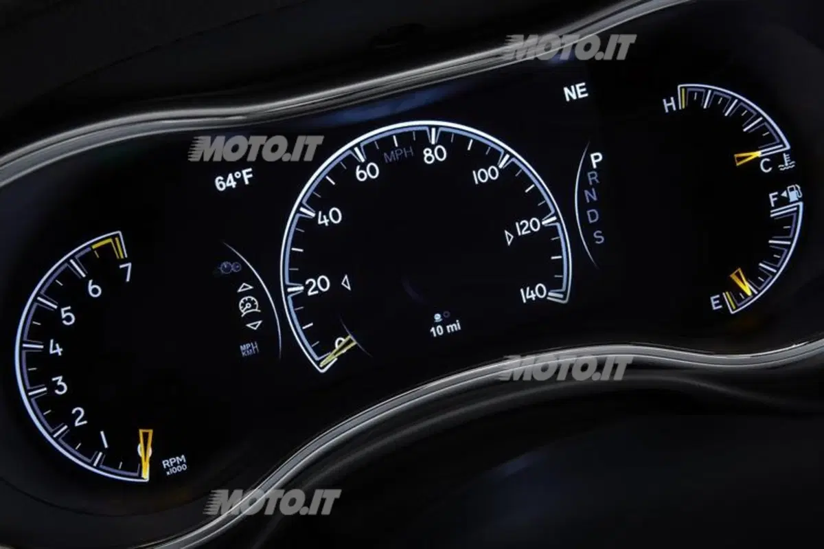 Jeep Grand Cherokee restyling: arriva il cambio a 8 marce (37)