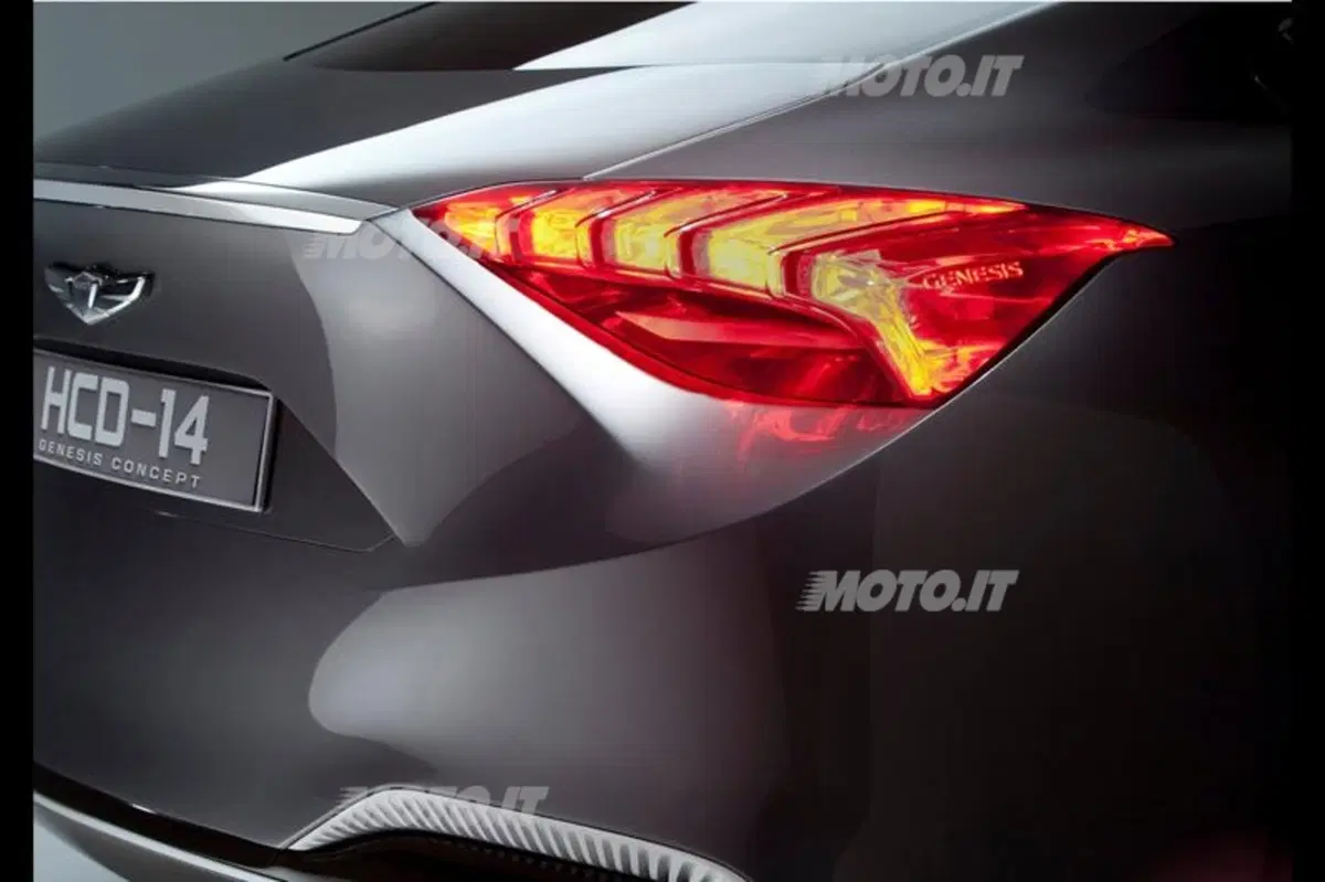 Hyundai HCD-14 Genesis Concept (13)