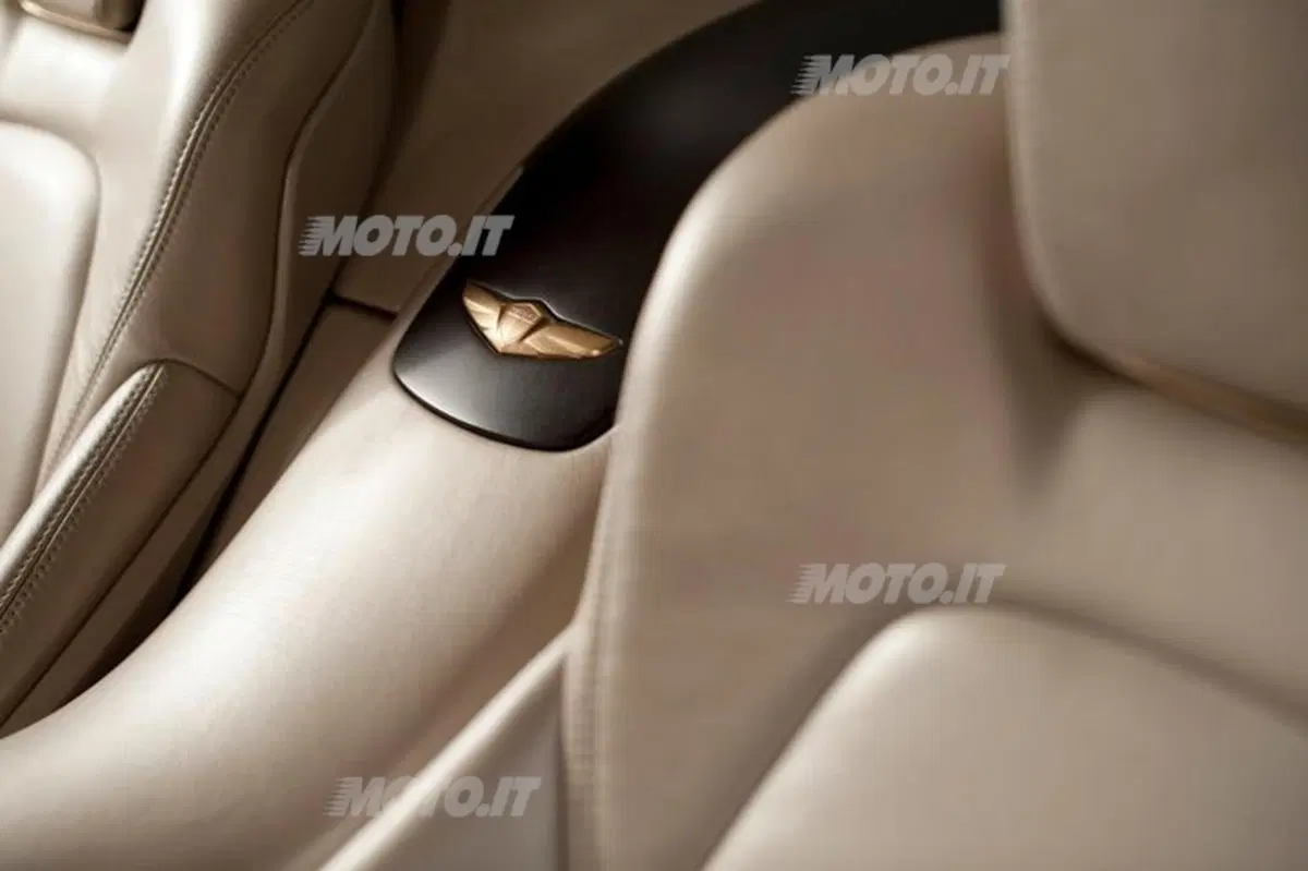 Hyundai HCD-14 Genesis Concept (19)