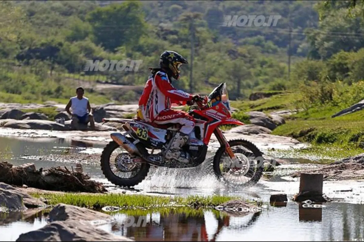 Dakar 2013, tappa 10. Despres (KTM) nuovo leader. Barreda vince la tappa, Botturi si avvicina al podio (3)