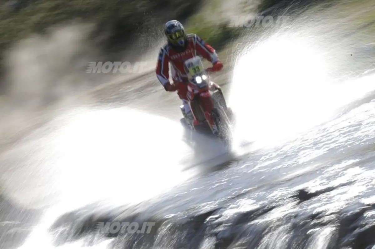 Dakar 2013, tappa 10. Despres (KTM) nuovo leader. Barreda vince la tappa, Botturi si avvicina al podio (4)