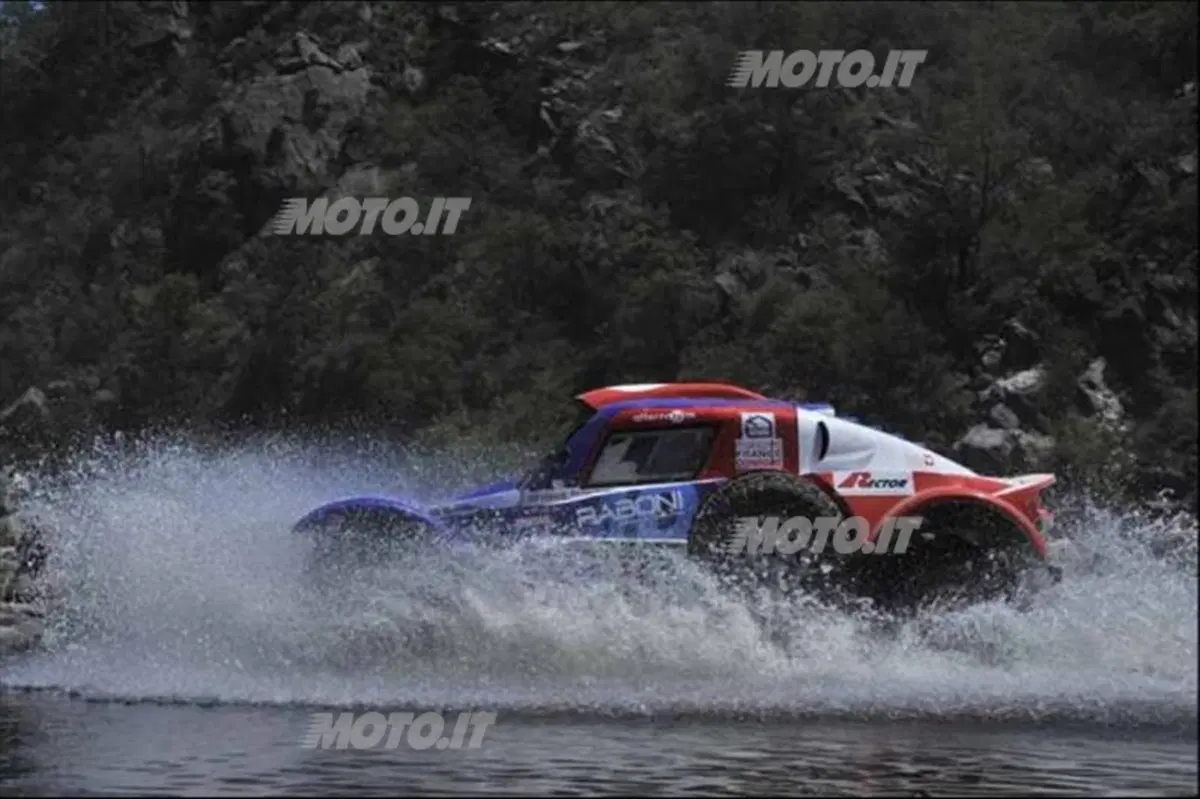 Dakar 2013, tappa 10. La prima volta dell’argentino Terranova (BMW). Peterhansel (Mini) è ormai solo (4)