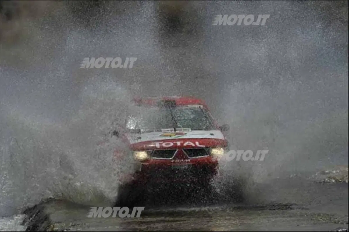 Dakar 2013, tappa 10. La prima volta dell’argentino Terranova (BMW). Peterhansel (Mini) è ormai solo (6)