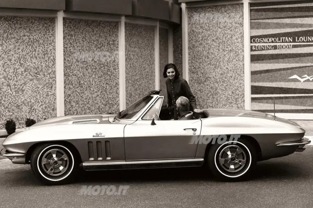 Chevrolet Corvette: 60 anni di mito americano (7)