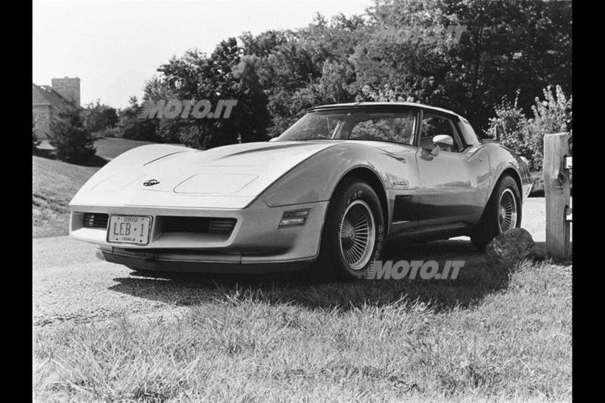 Chevrolet Corvette: 60 anni di mito americano (20)