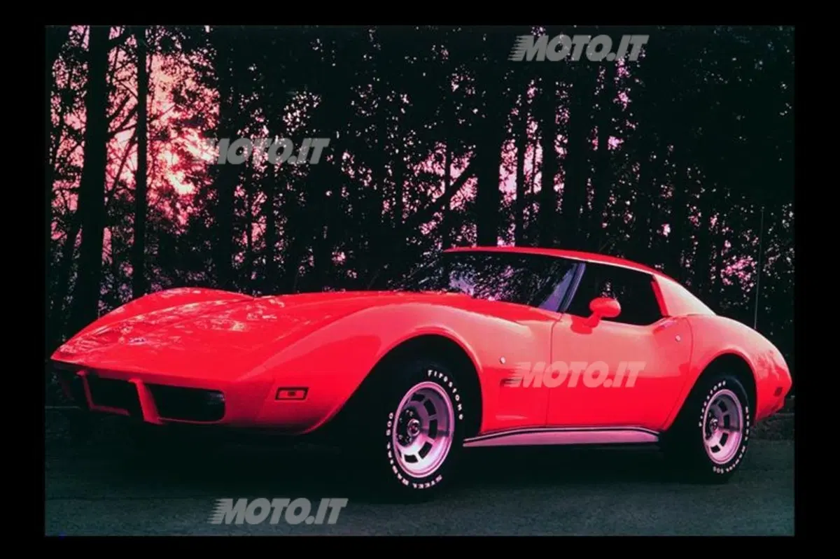 Chevrolet Corvette: 60 anni di mito americano (24)