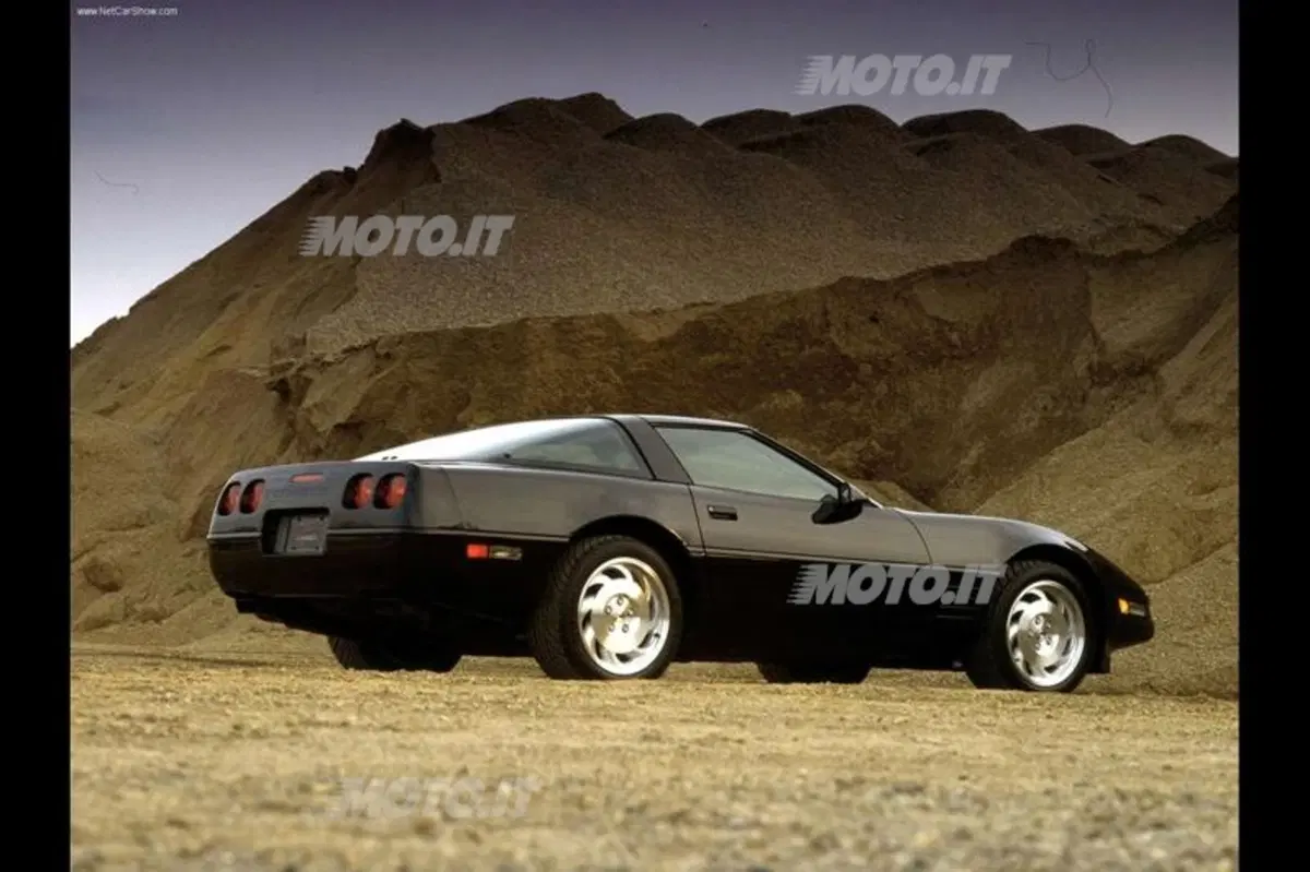 Chevrolet Corvette: 60 anni di mito americano (32)