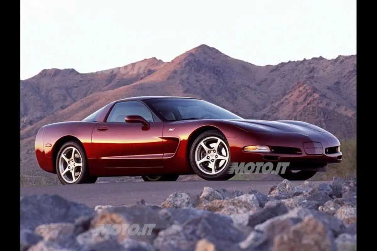 Chevrolet Corvette: 60 anni di mito americano (50)