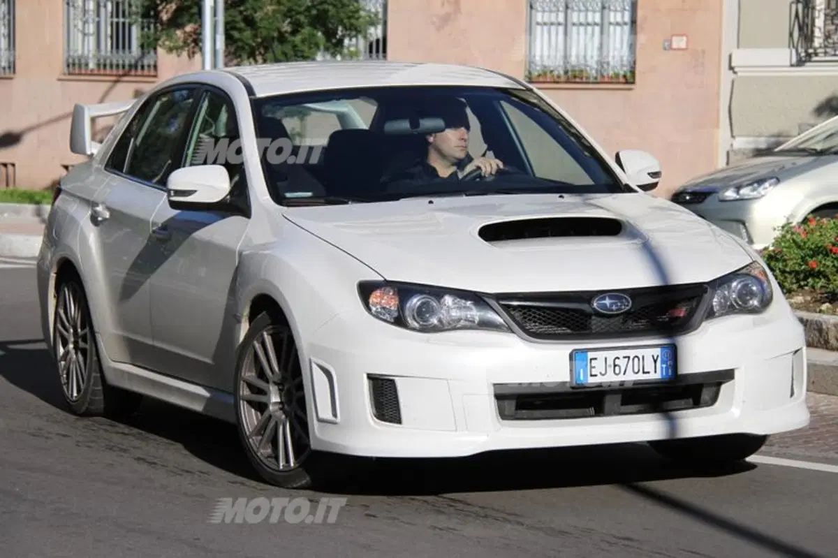 Subaru Impreza WRX STI (3)
