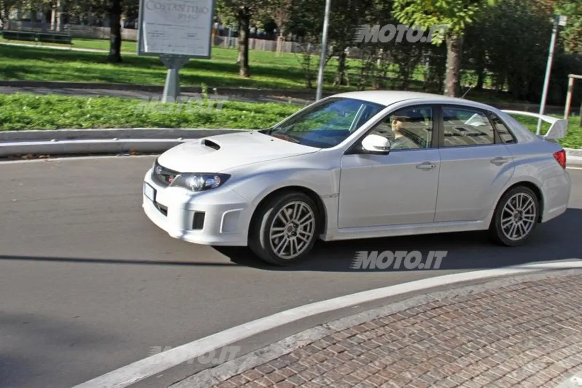 Subaru Impreza WRX STI (6)