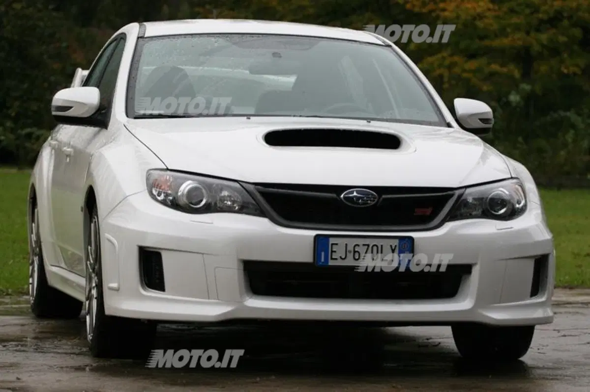 Subaru Impreza WRX STI (24)