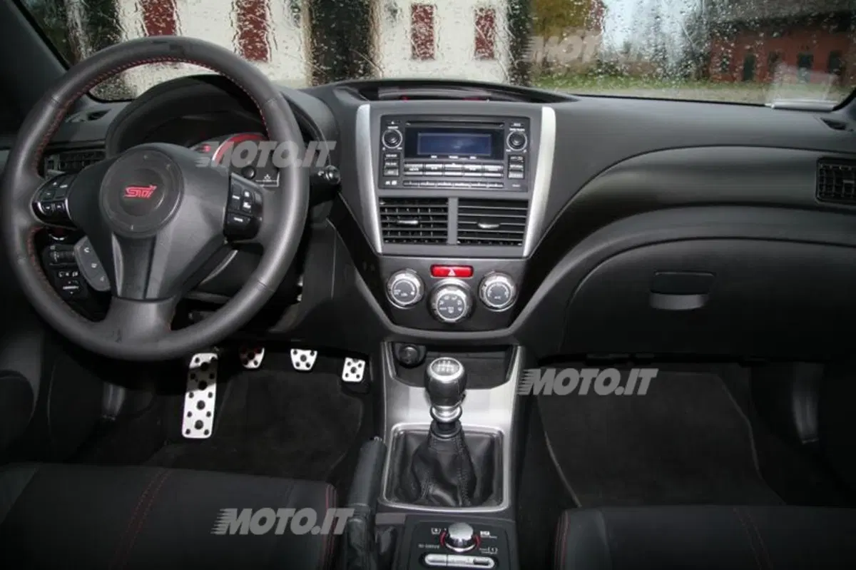 Subaru Impreza WRX STI (41)