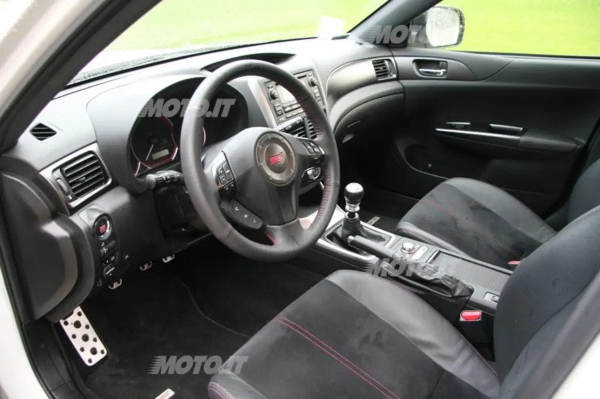 Subaru Impreza WRX STI (42)
