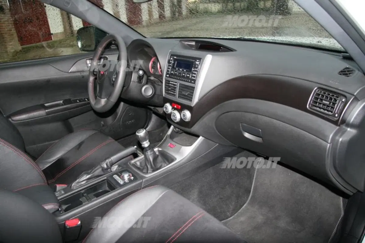 Subaru Impreza WRX STI (43)