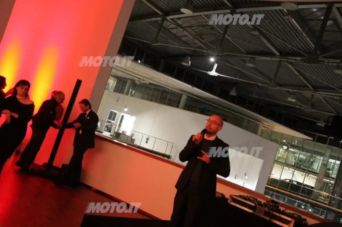 Mercedes-Benz Classic: presentato il calendario con protagonista la Classe S (25)