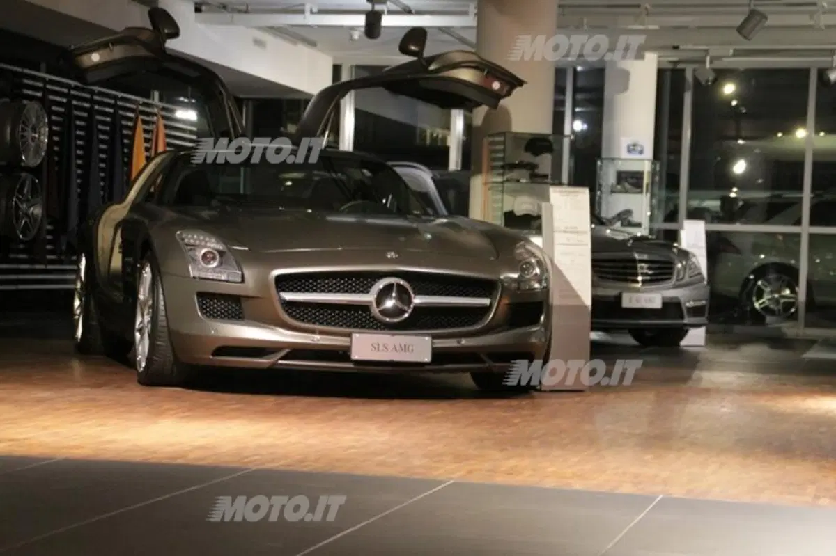 Mercedes-Benz Classic: presentato il calendario con protagonista la Classe S (42)