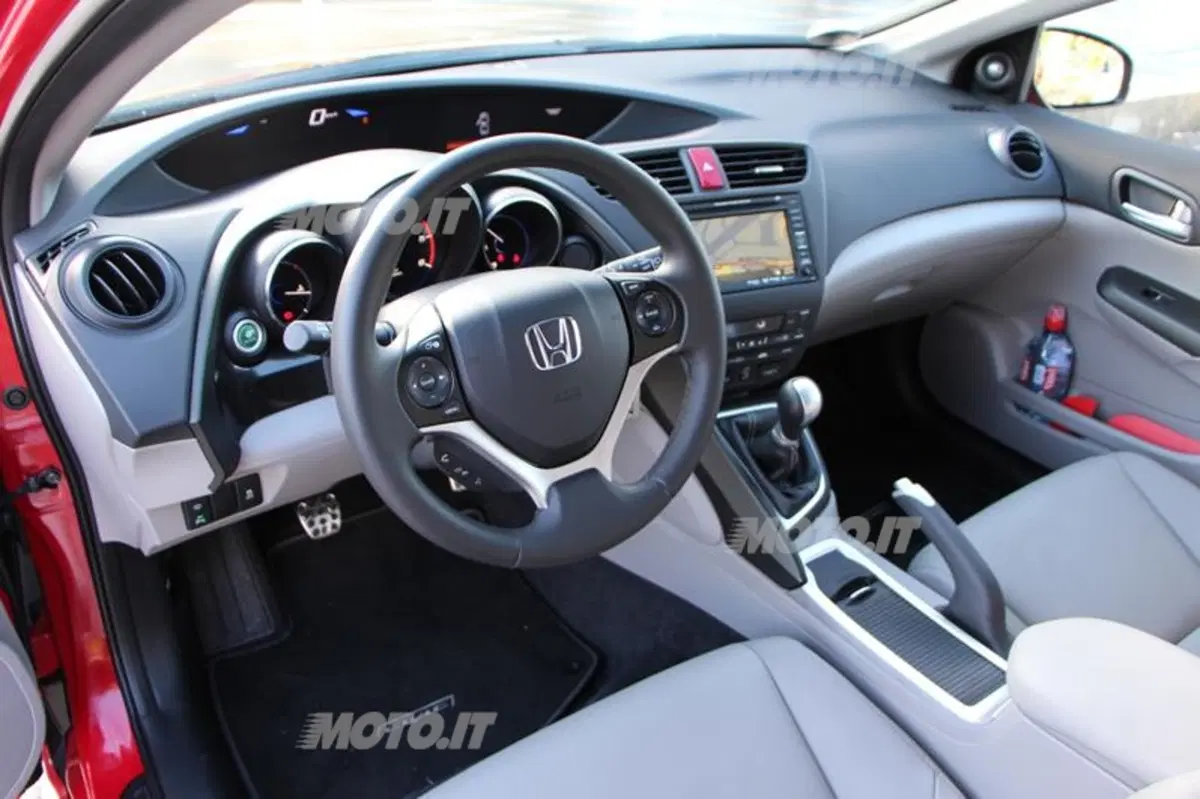 Honda Civic 1.6 i-DTEC (43)