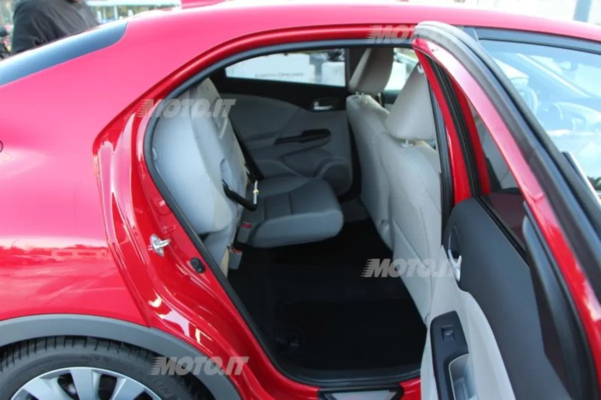 Honda Civic 1.6 i-DTEC (63)