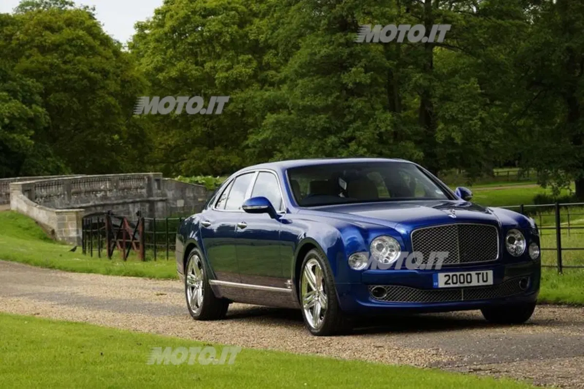 Bentley Mulsanne: a Ginevra le novità 2013