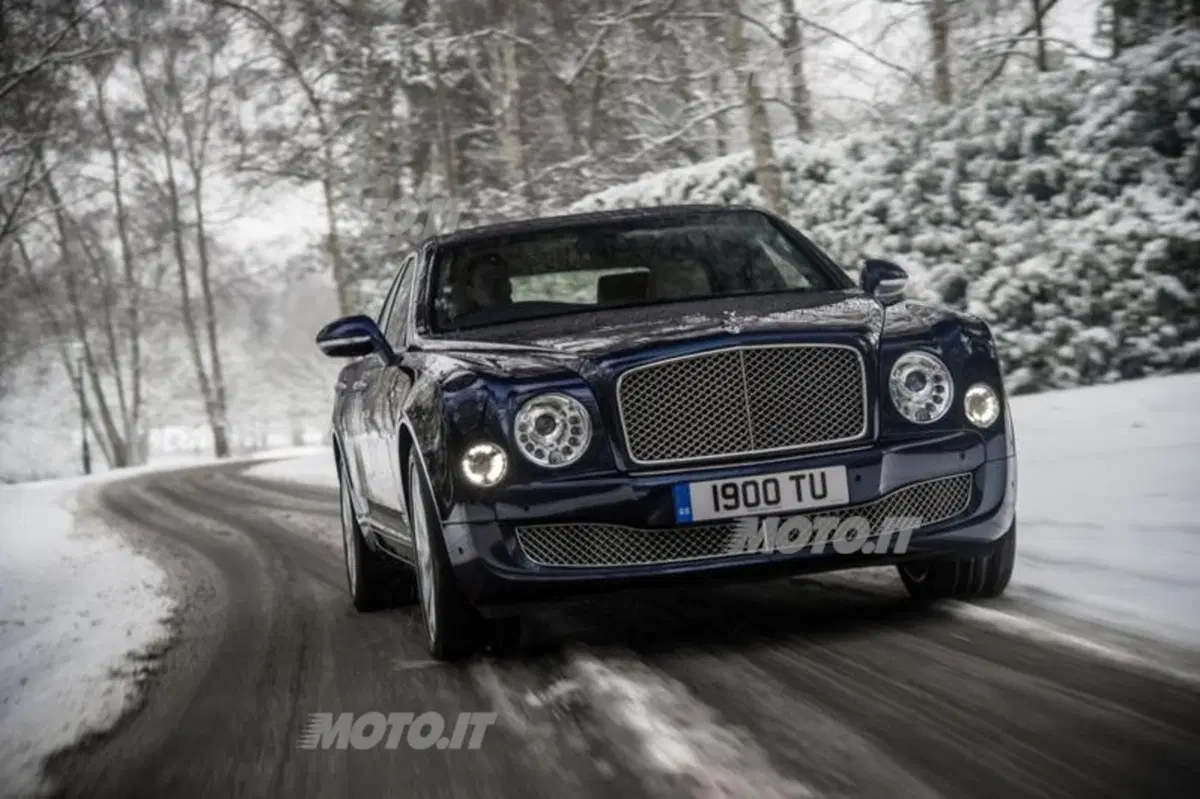 Bentley Mulsanne: a Ginevra le novità 2013 (7)