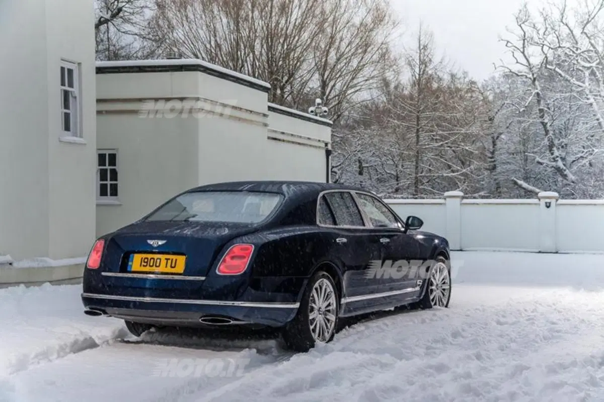 Bentley Mulsanne: a Ginevra le novità 2013 (8)