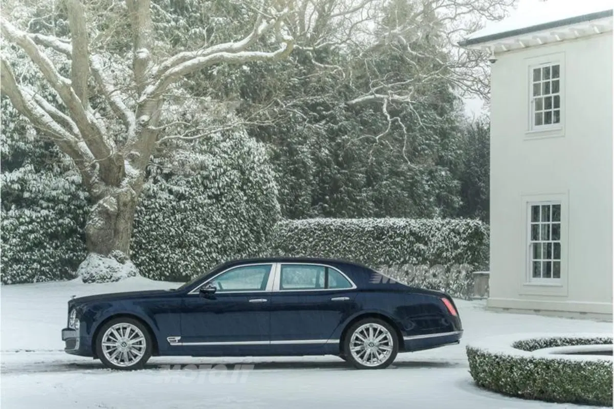 Bentley Mulsanne: a Ginevra le novità 2013 (12)