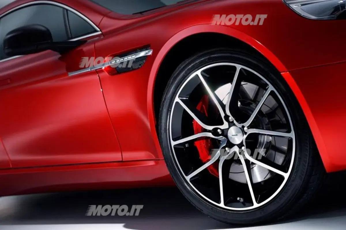 Aston Martin Rapide S: nuovo look e 558 CV per la quattro porte di Gaydon (10)
