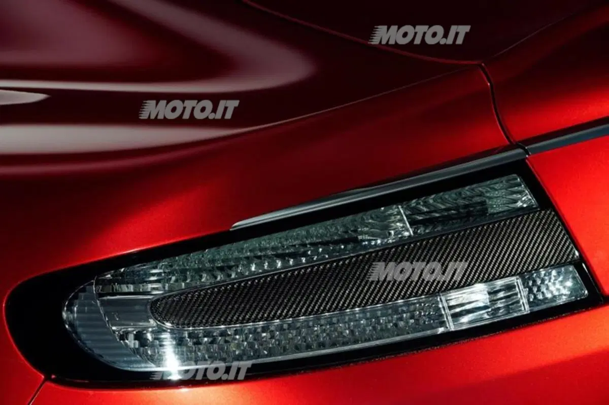 Aston Martin Rapide S: nuovo look e 558 CV per la quattro porte di Gaydon (13)