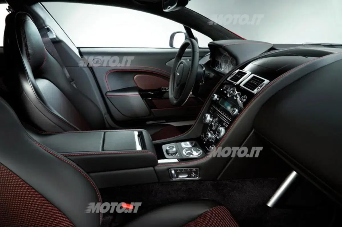 Aston Martin Rapide S: nuovo look e 558 CV per la quattro porte di Gaydon (17)