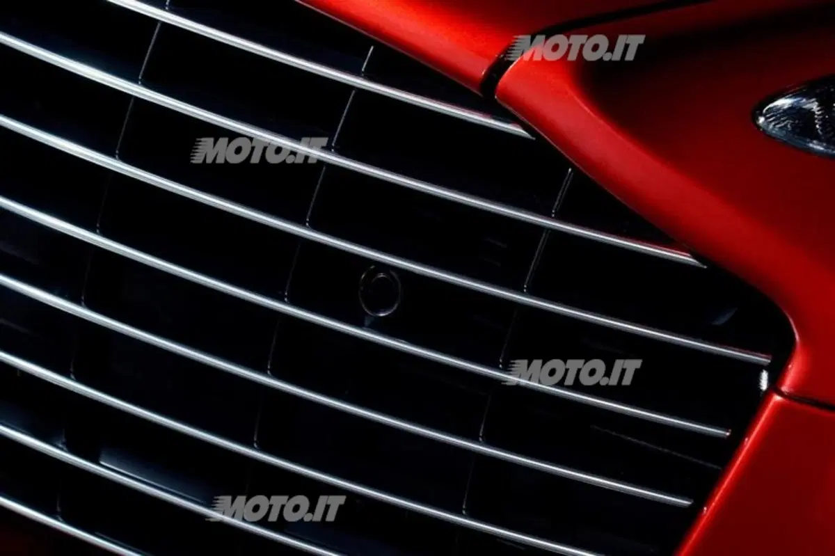 Aston Martin Rapide S: nuovo look e 558 CV per la quattro porte di Gaydon (19)