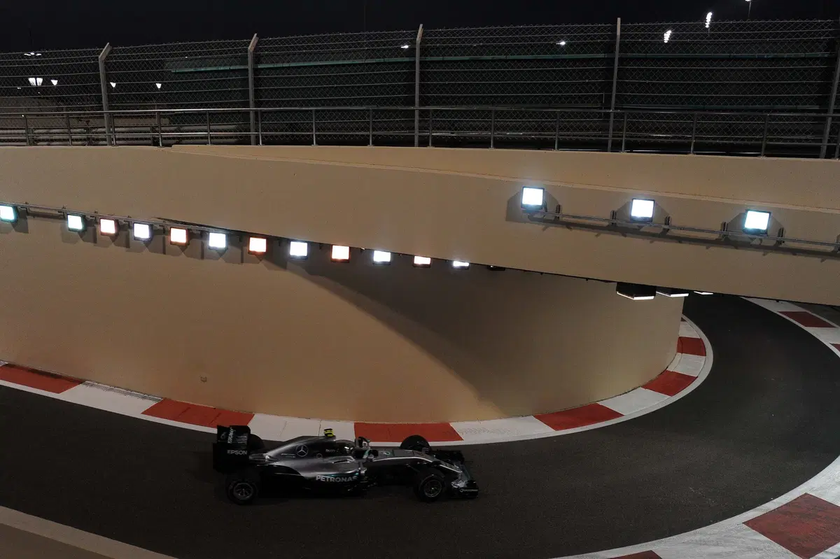 F1, Gp Abu Dhabi 2016: pole per Hamilton (38)