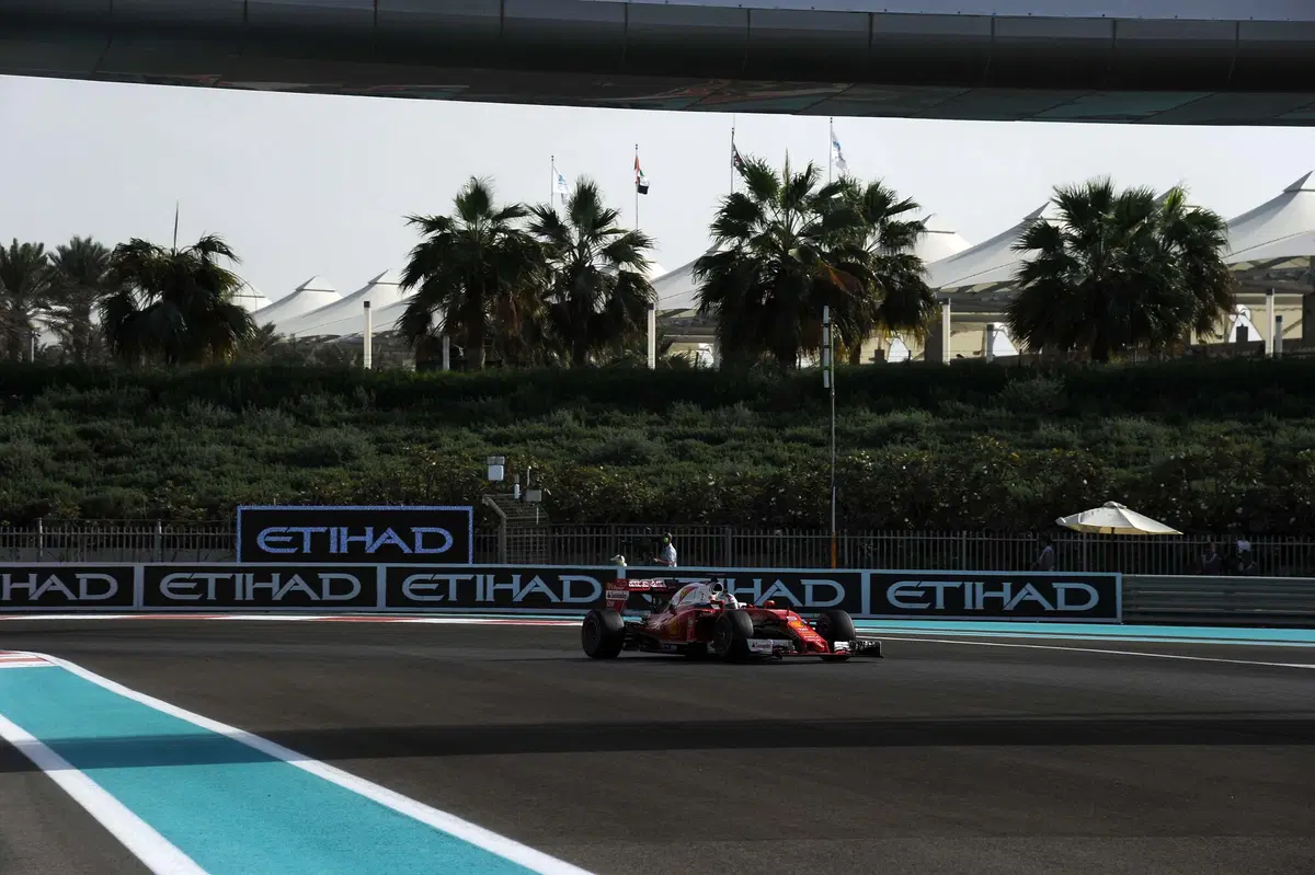 F1, Gp Abu Dhabi 2016: pole per Hamilton (21)