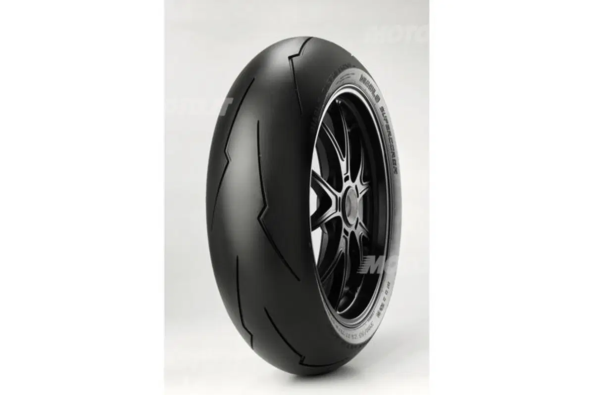 Pirelli: presentata la stagione Motorsport 2013 (12)
